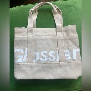 Glossier Brooklyn utility bag / NEVER USED